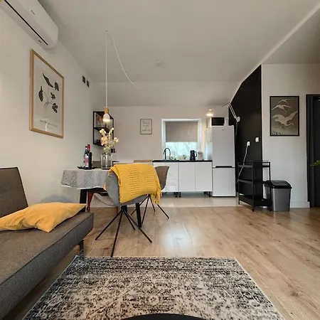 Konstancin Comfort - Twoj Dom Z Daleka Od Domu Exterior photo
